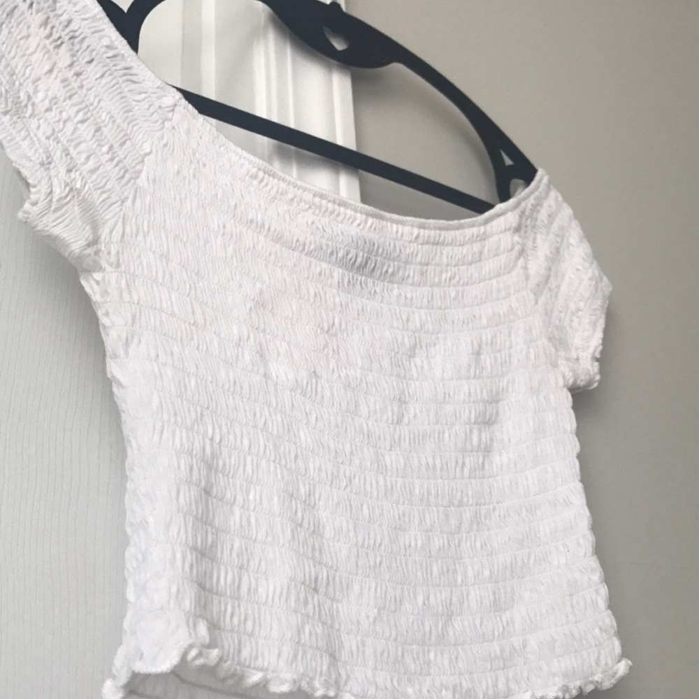 Scrunched White Cropped Tshirt